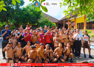 Perkuat Wawasan PMR, PMI Kabupaten Klungkung Jadi Narasumber di SD Negeri 1 Kamasan