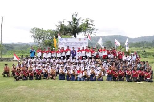 Pelantikan Anggota Dewan Kerja PMR Madya SMPN 2 Semarapura