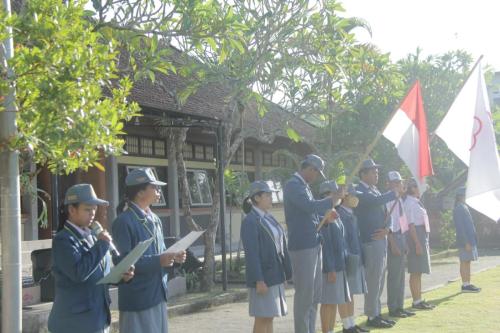 Pelantikan Anggota Baru PMR Wira SMAN 1 Dawan