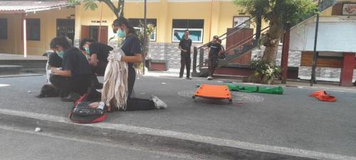 Pelatihan-Pertolongan-Pertama-PMR-Paris