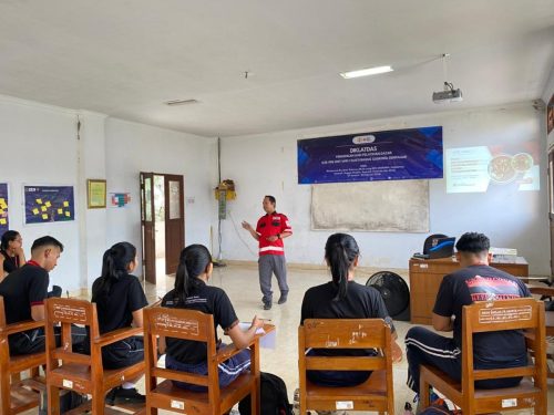 Menjadi Narasumber Pada Kegiatan Pendidikan dan Latihan Dasar (DIKLATDAS) Korps Sukarela (KSR) PMI Unit Universitas Hindu Negeri (UHN) I Gusti Bagus Sugriwa Denpasar.