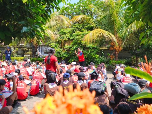 Menjadi Narasumber Dalam Kemah Terpadu SMPN 1 Banjarangkan